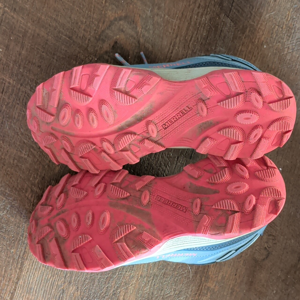 Merrell Gray and Pink Hiking Sneakers - Picture 3 of 4